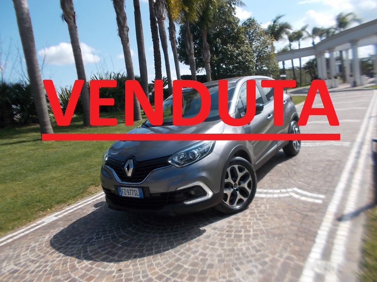 RENAULT Captur