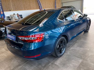 Skoda Superb Lim. L&K *Pano*Xenon*Kamera*