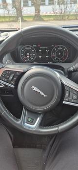 Jaguar F-Pace 25d AWD R-Sport Automatik R-Sport - Jaguar F-Pace von privat