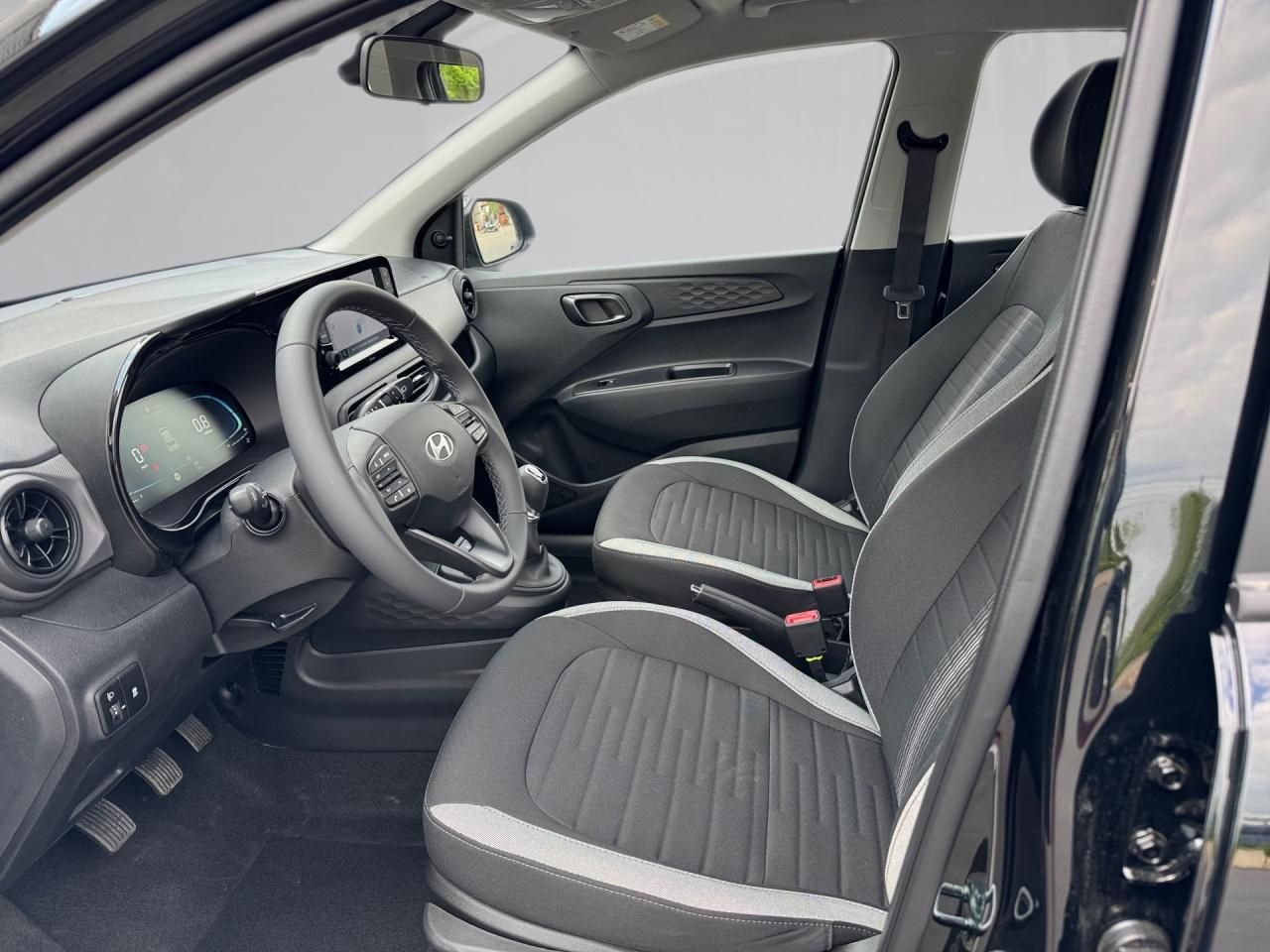 Fahrzeugabbildung Hyundai i10 SELECT SpurH