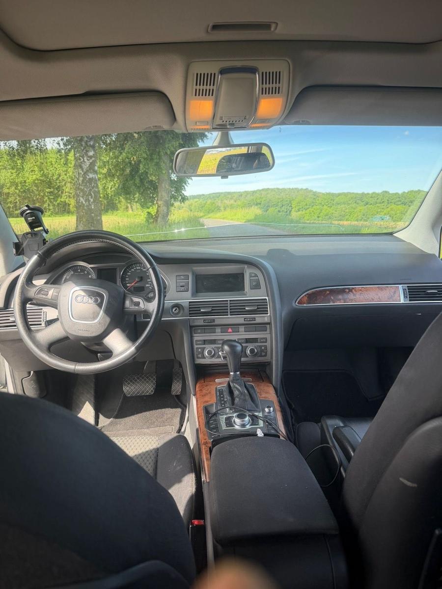 Audi A6 2005 — photo 14