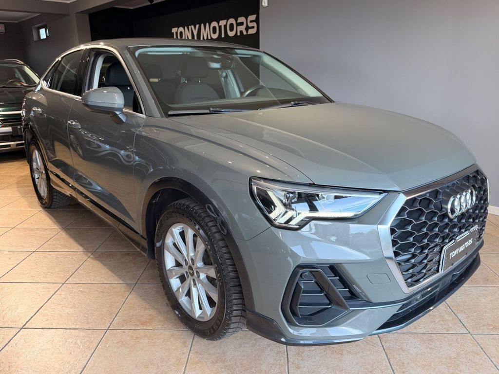 Image of Audi Q3