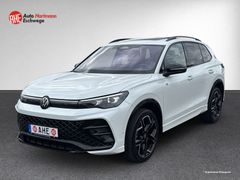 VW Tiguan 2.0 TDI R-Line 4M Matrix Black Ahk Nav 20 VW Tiguan 2.0 TDI R-Line 4M Matrix Black Ahk Nav 20