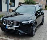 Volvo XC90 D5 AWD R-Design Pano 22" div. Pakete AHK - Volvo XC90: 2.5