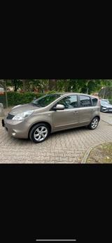 Nissan Note /Automatic - Nissan: Automatic