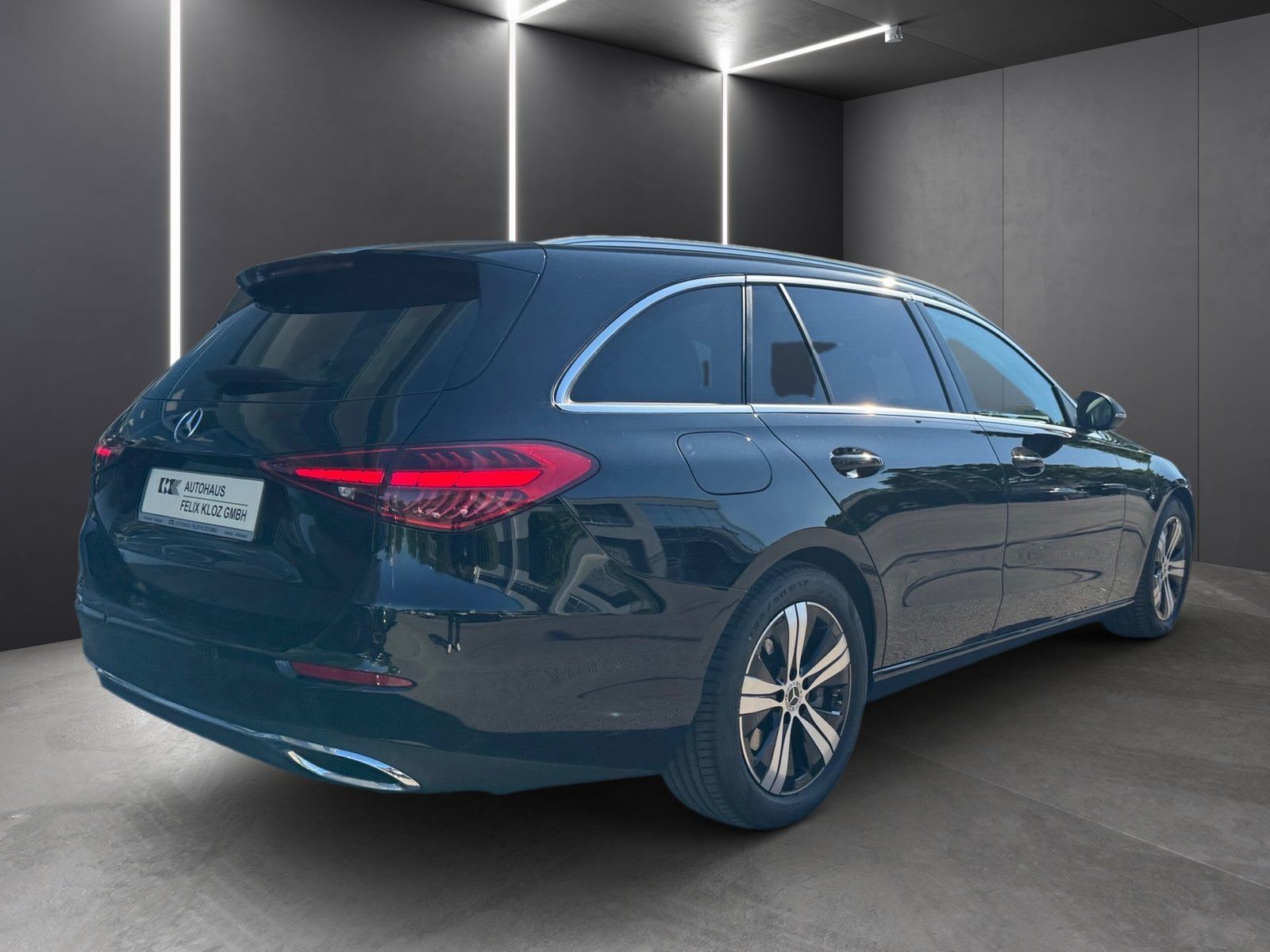 Fahrzeugabbildung Mercedes-Benz C 200 T Avantgarde*AHK*Pano*STDHZG*Kamera*ELD