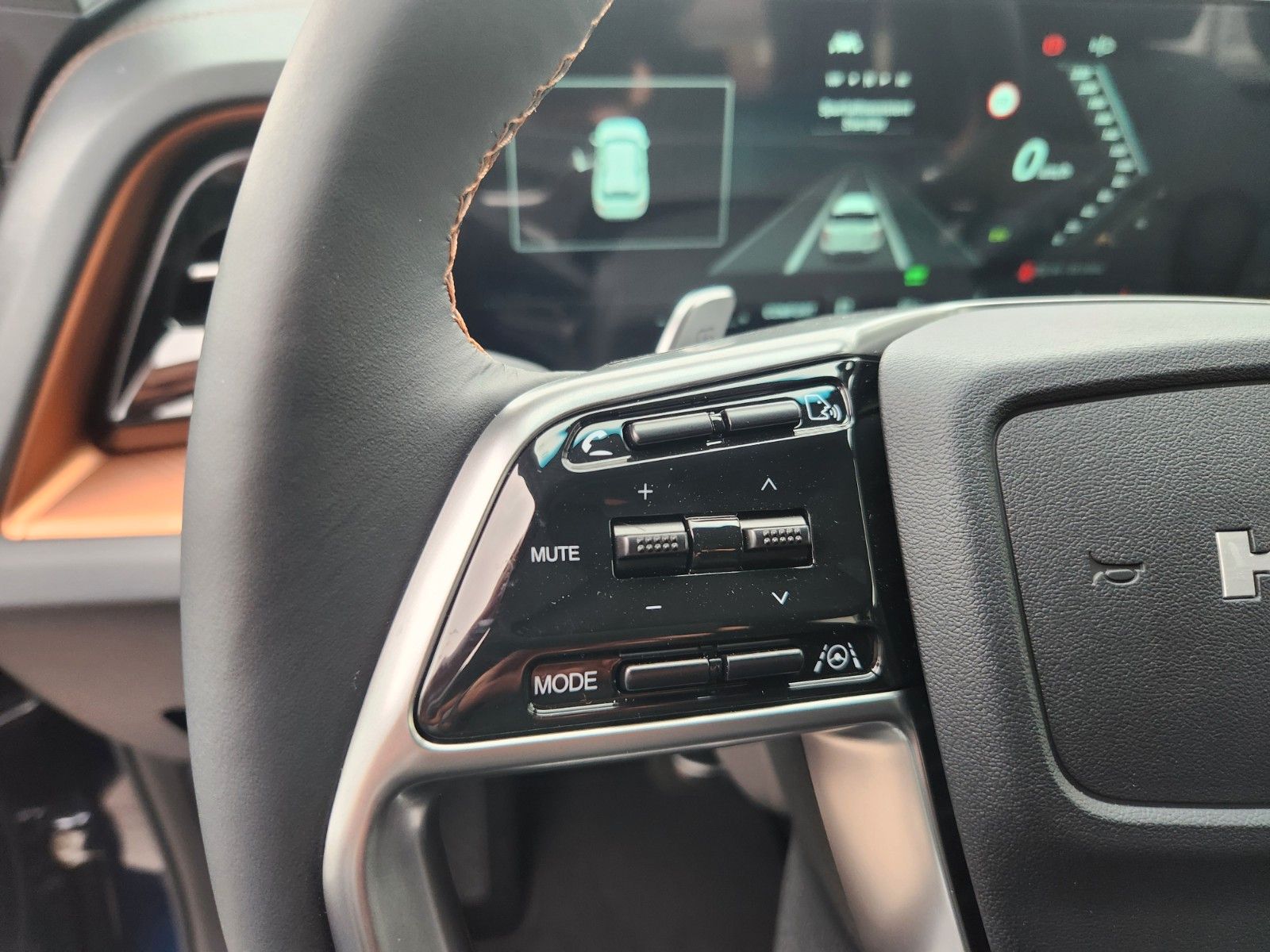 Fahrzeugabbildung KGM Torres Hybrid Essential Automatik 2WD