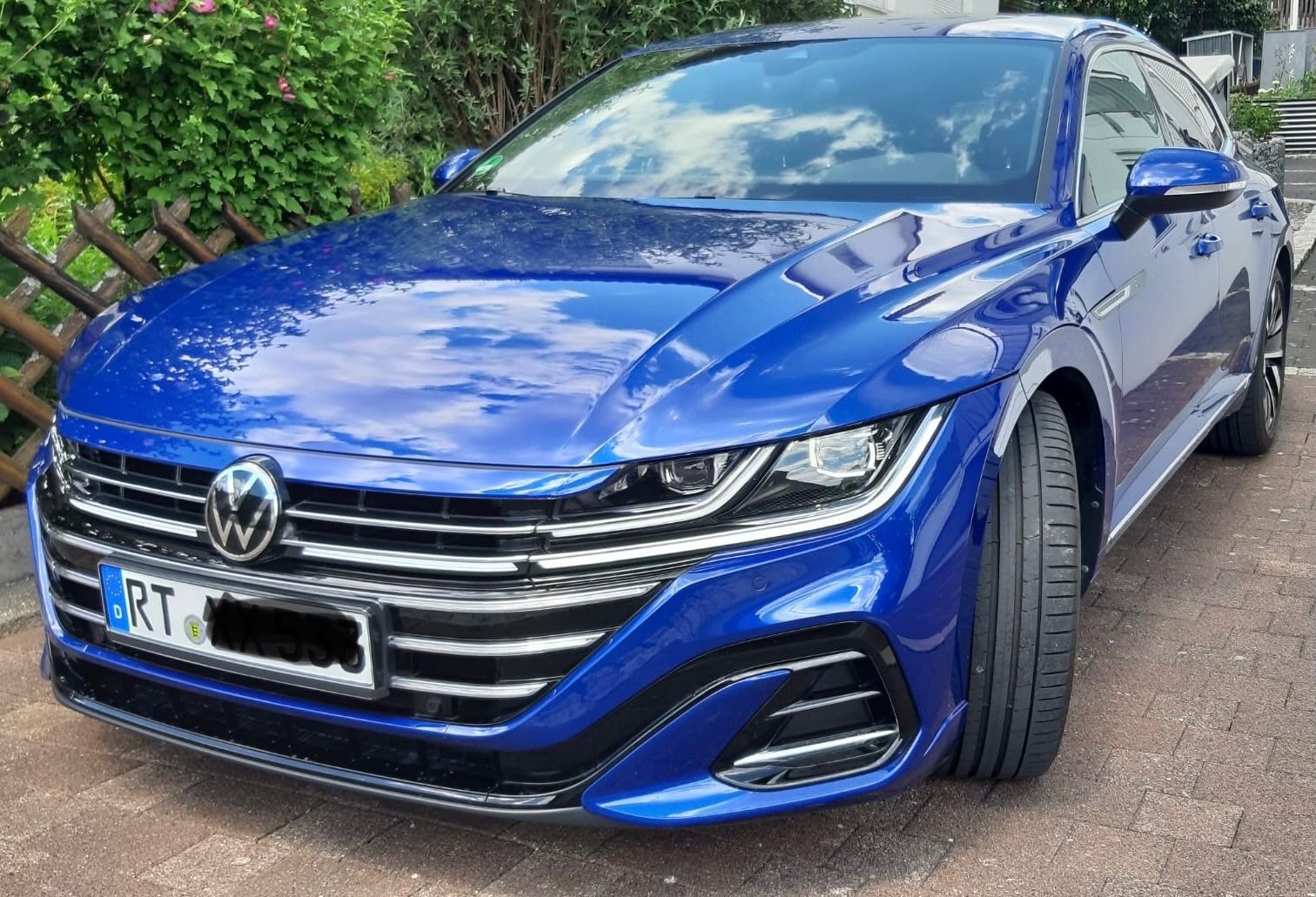 VW Arteon 2.0 TSI Shooting Brake R-Line AHK Pano
