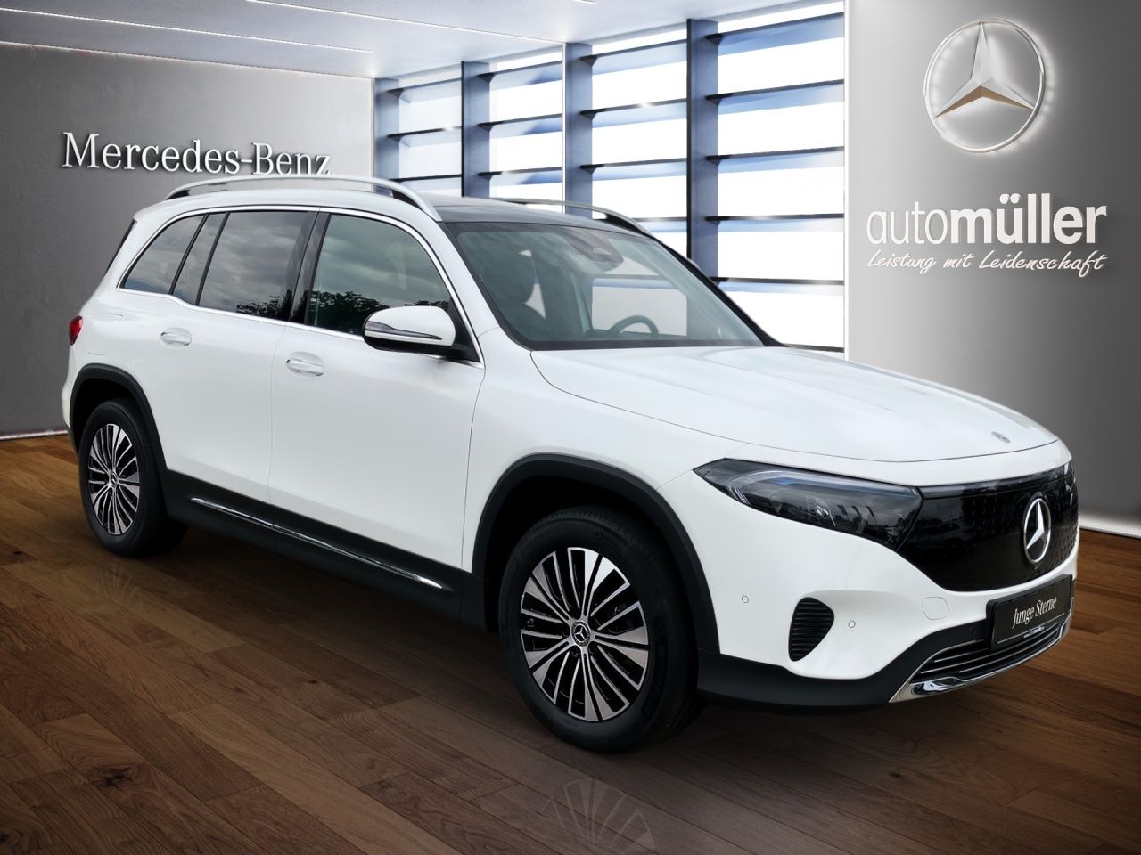 Fahrzeugabbildung Mercedes-Benz EQB 350 4M BONUS+AHK+PANO+LENKRADHEIZ+KAMERA+