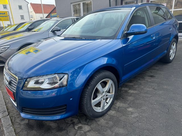 Audi A3Sportback 1.8 TFSI Attraction Bi-XENON/KLIMAA