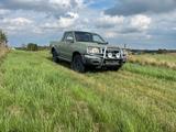 Nissan Pickup Nissan Navara D22 KingCab 4X4 - Nissan: D22