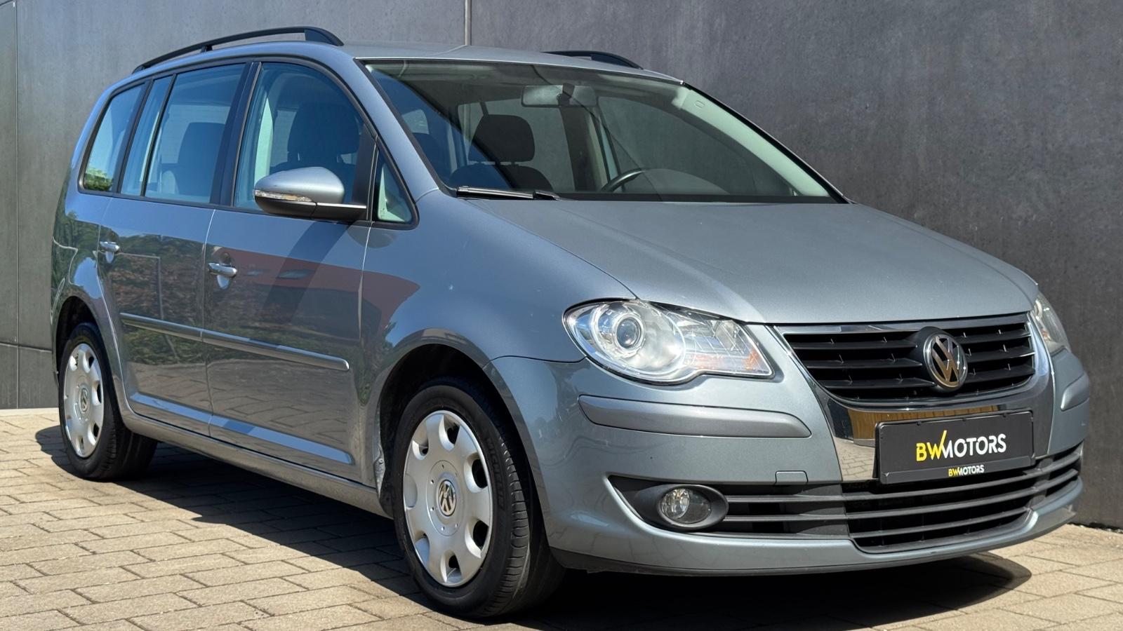 Volkswagen Touran Trendline |7sitzer|Tempomad|TÜV Neu|