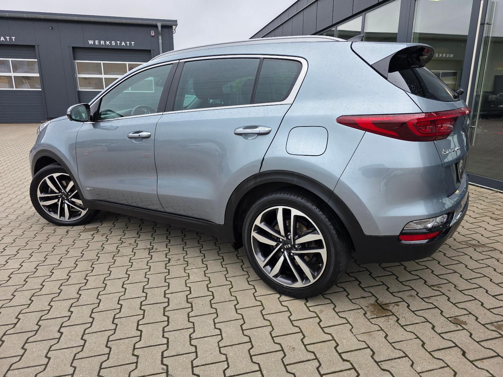 Kia Sportage Spirit 4WD*Bi-Led*Kamera*Pano*Leder*AHK