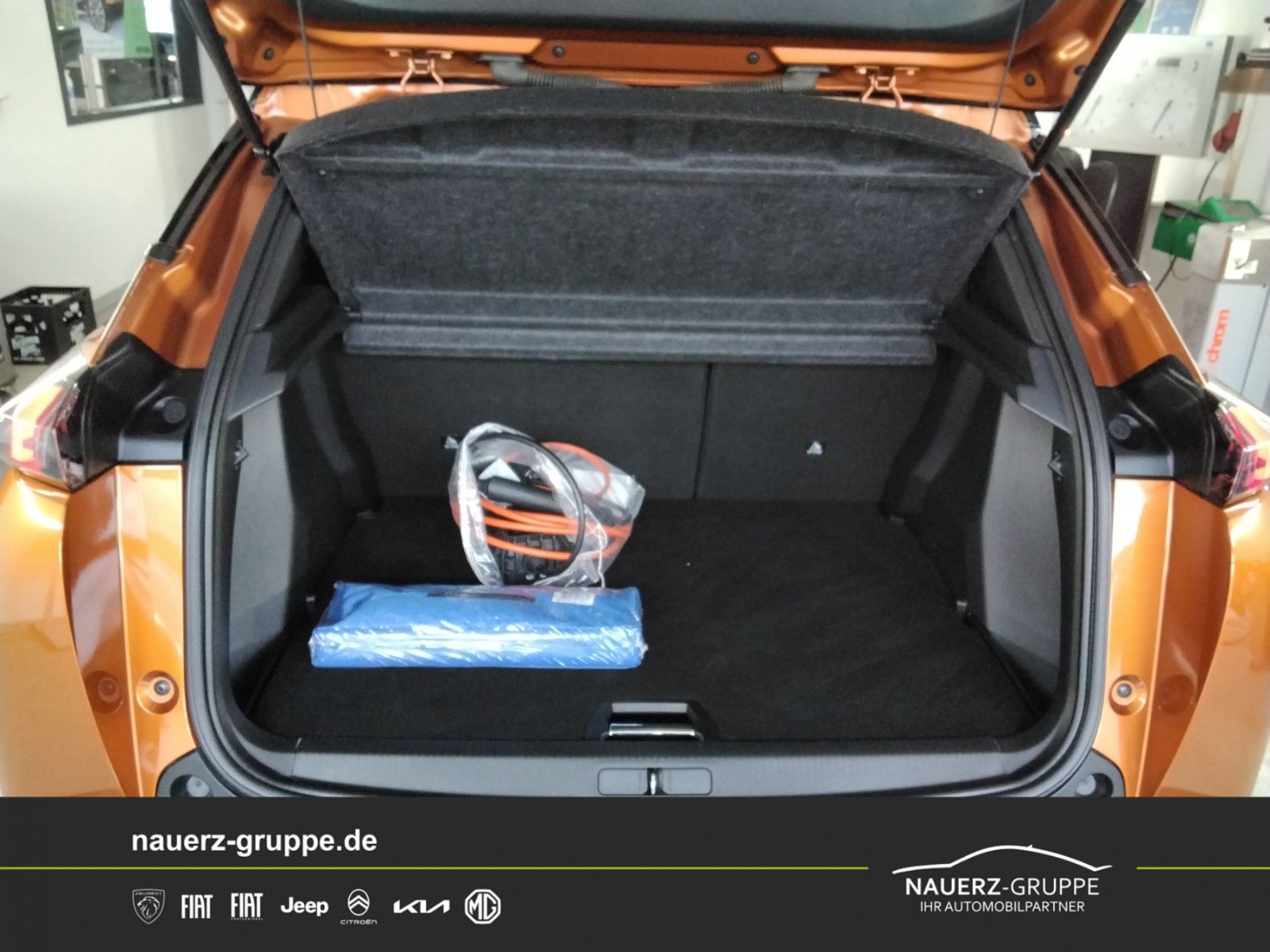Fahrzeugabbildung Peugeot 2008 e- GT