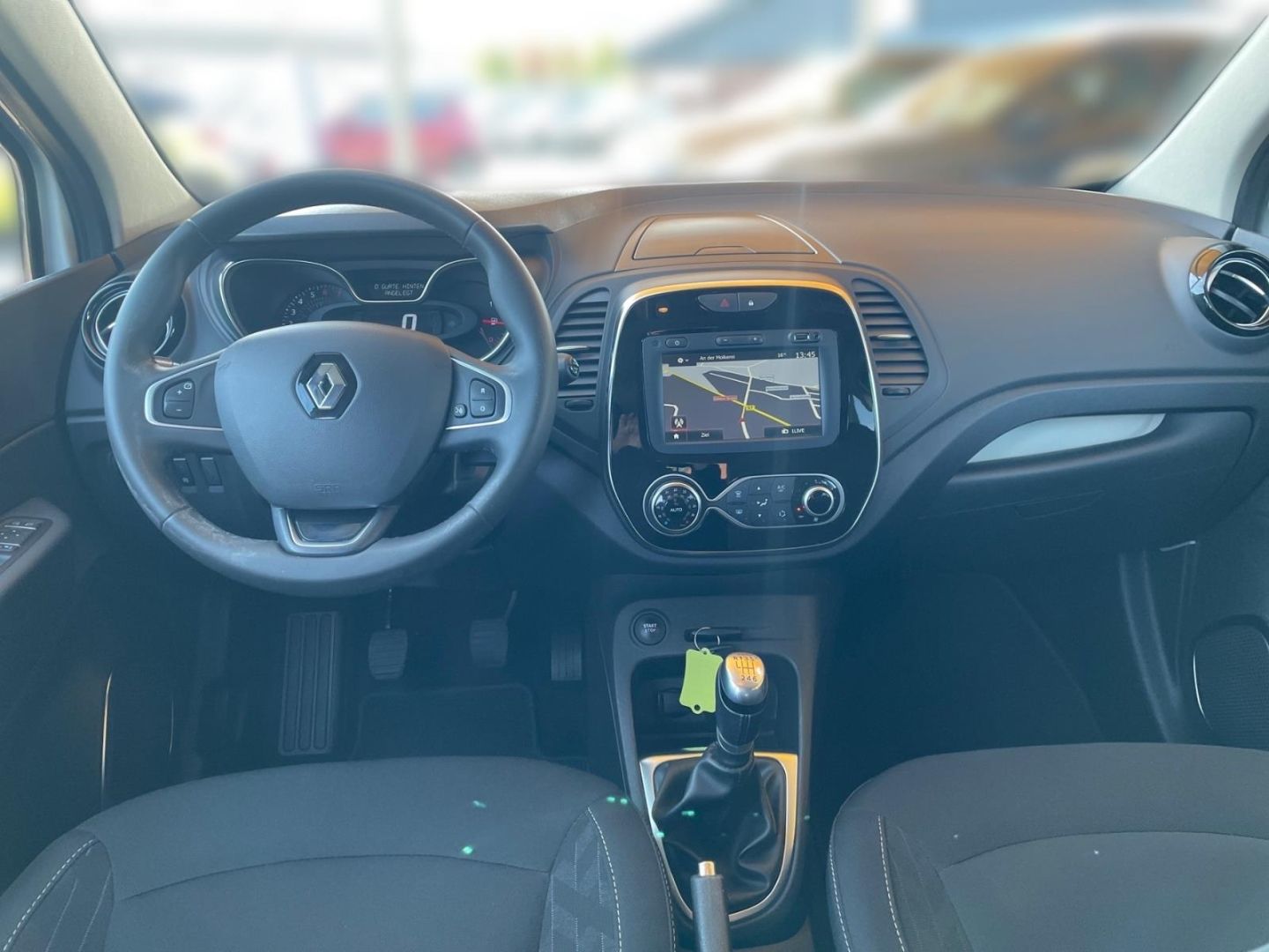 Fahrzeugabbildung Renault Captur 1.3 Limited Allwetter Sitzheizung Tempoma