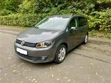 Volkswagen Touran MATCH 2.0TDI DSG  AHK SHZ PDC Tempomat - Volkswagen Touran Match mit Diesel-Antrieb