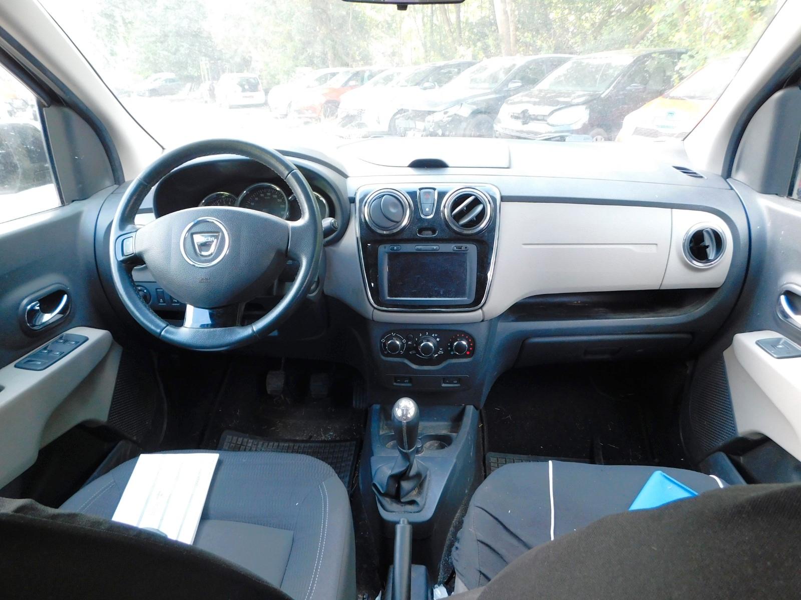 Dacia Lodgy 2014 — photo 15
