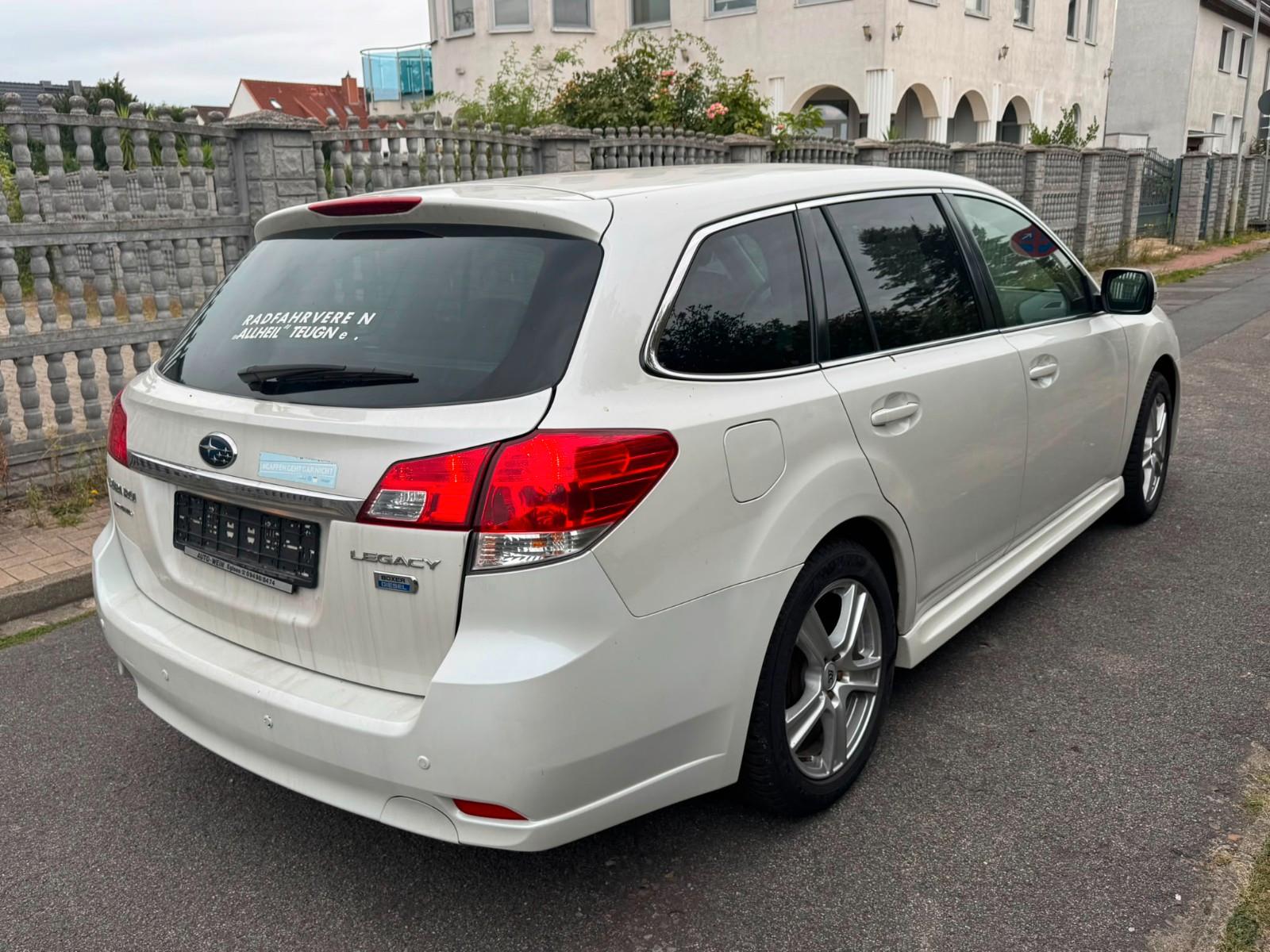 Subaru Legacy 2012 — photo 11