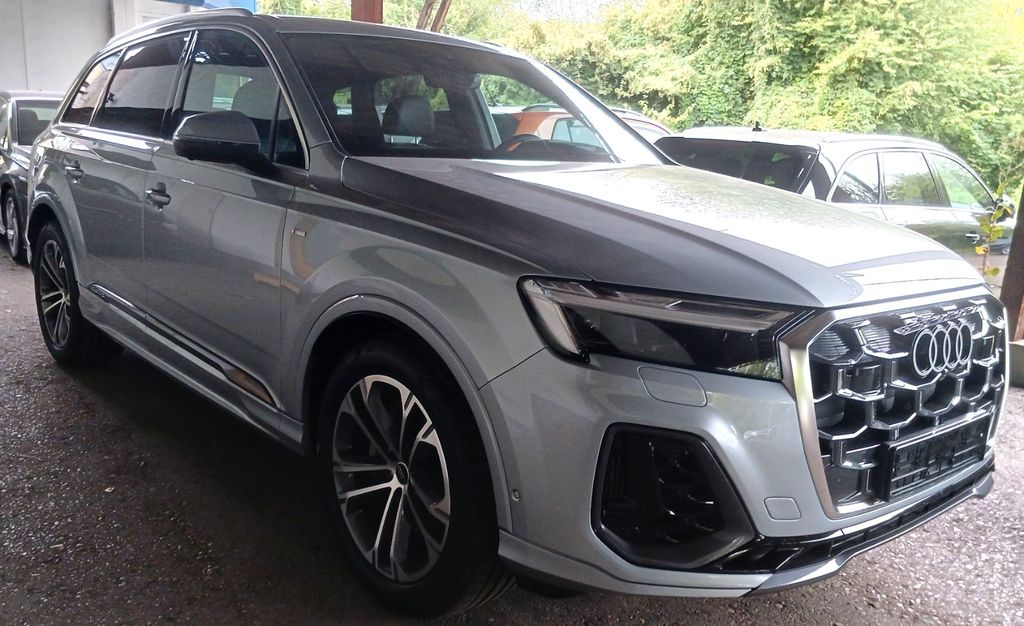 Image of Audi Q7