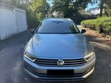 Volkswagen Passat 2.0 TDI SCR 140kW DSG Highline Varian... - Volkswagen Passat: TDI 140