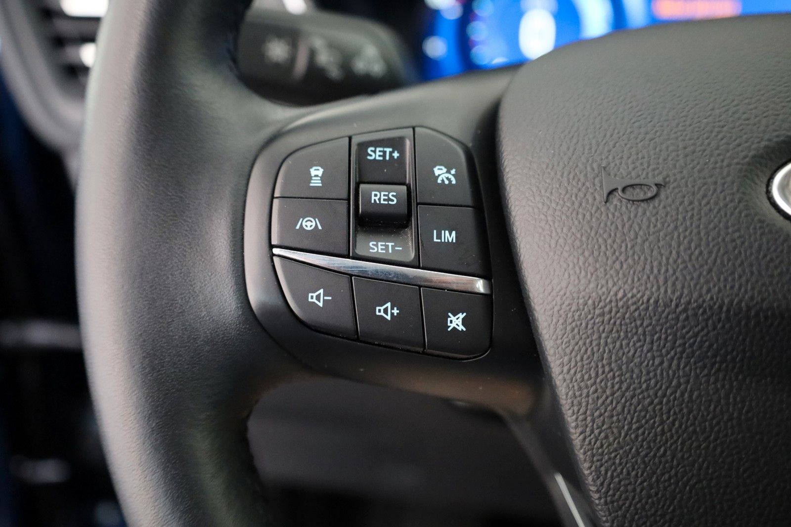 Fahrzeugabbildung Ford Kuga Plug-In Hybrid Titanium,Navi,LED,ACC,Kamera
