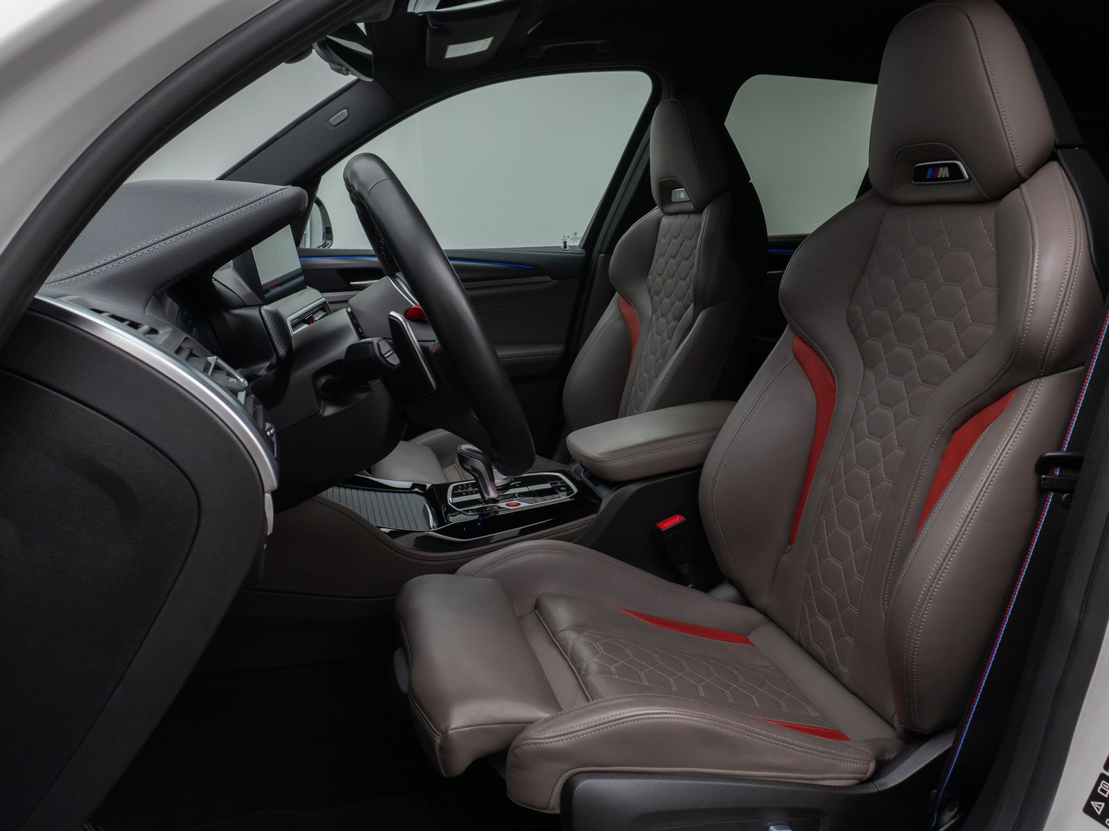 Fahrzeugabbildung BMW X3 M Competition Kamera HUD DAB H/K AHK 21Zoll