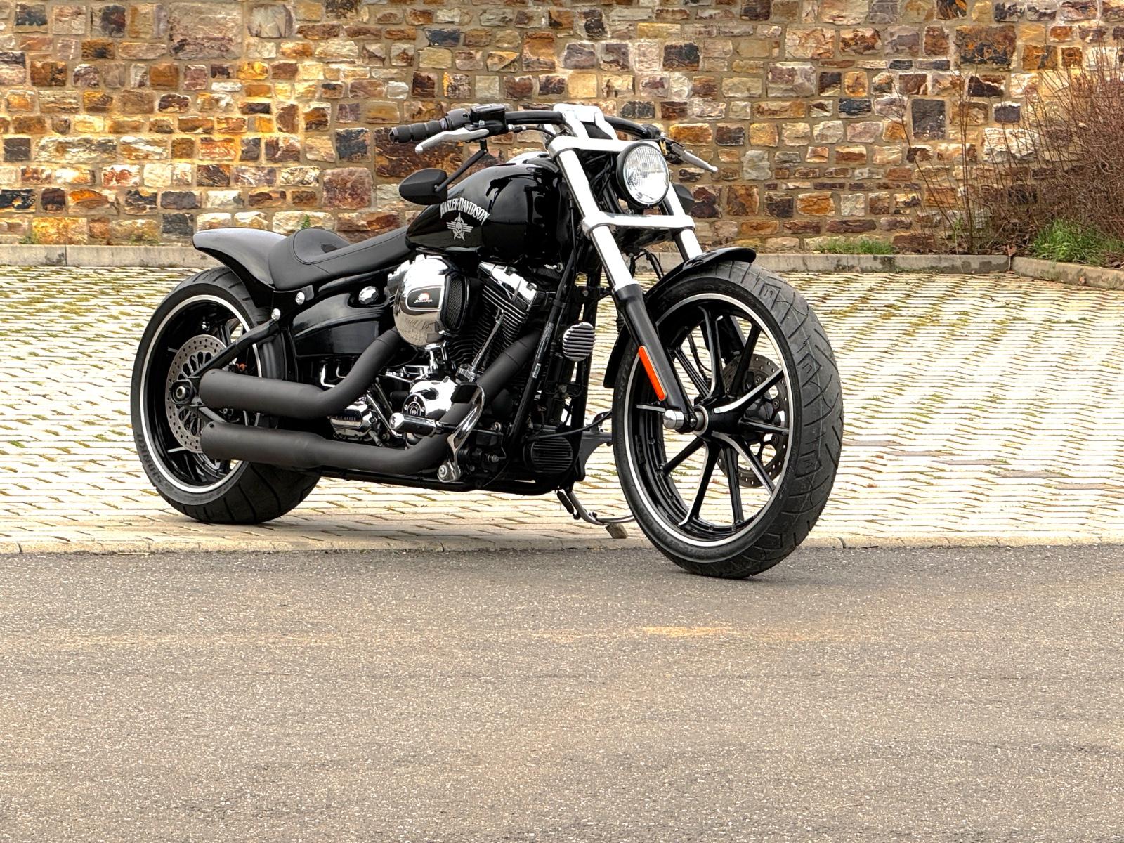 Harley-Davidson BREAKOUT FXSB 103 CUSTOM