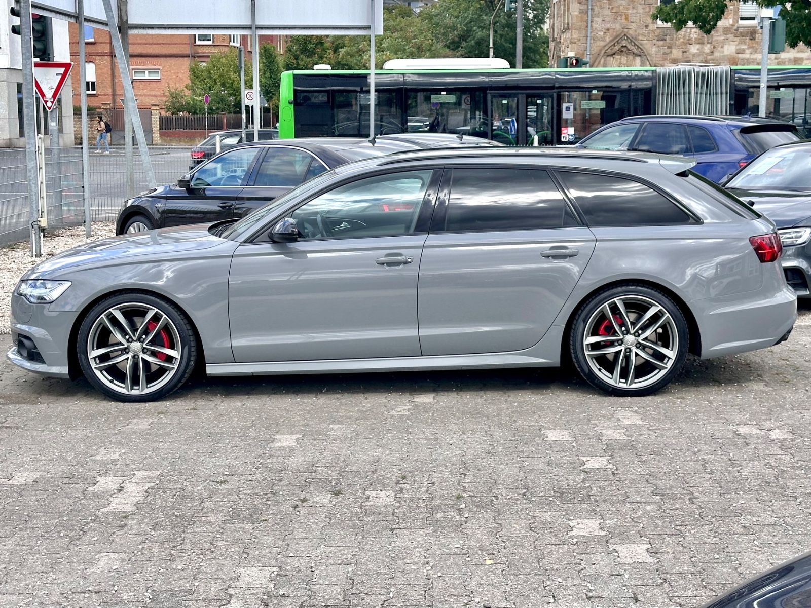 Fahrzeugabbildung Audi A6 AVANT 3.0 TDI QUATTRO COMPETITION CLEAN*2017*