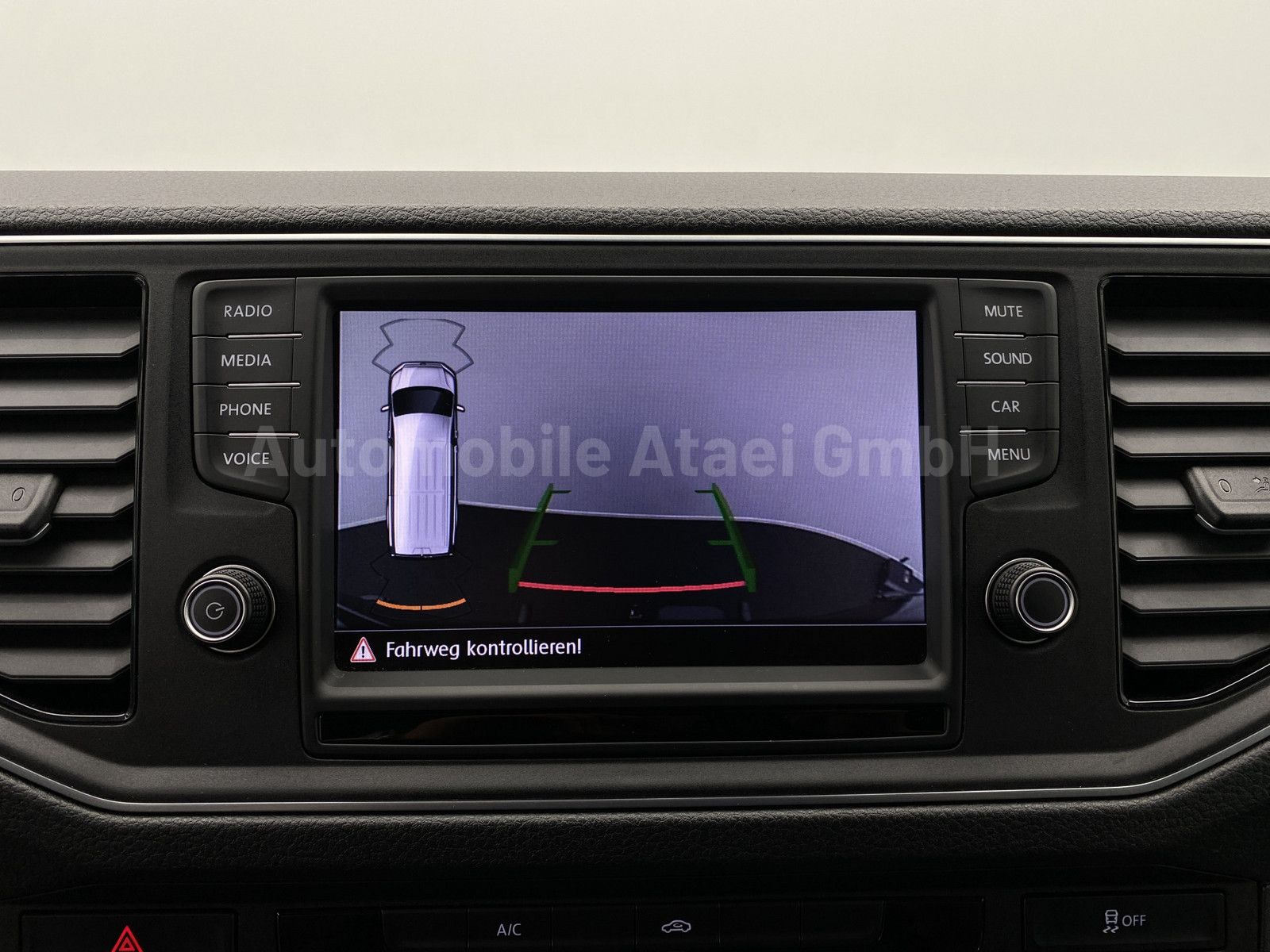 Fahrzeugabbildung Volkswagen Crafter 35 *2x Schiebetür* KAMERA (8477)