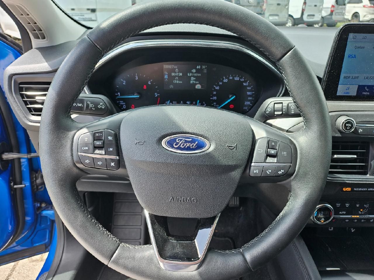 Fahrzeugabbildung Ford Focus Turnier Titanium