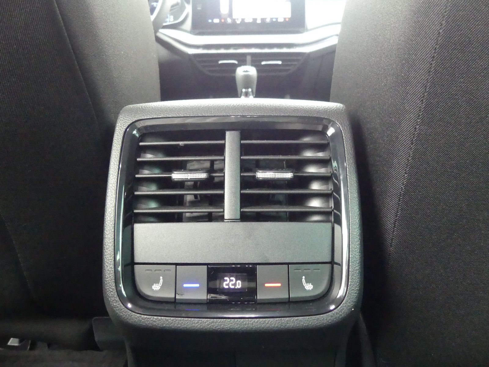 Fahrzeugabbildung SKODA Octavia Combi 2.0 TDI CLEVER *NAVI*ACC*KESSY*BT*