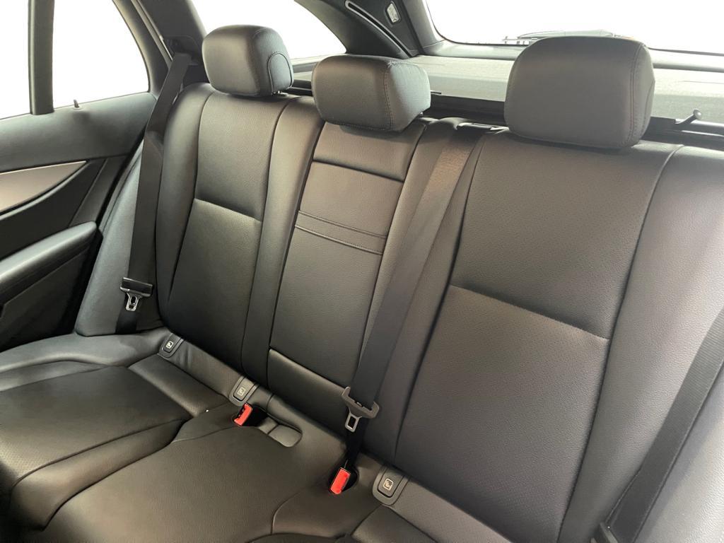 Mercedes-Benz E 220 d T Avantgarde Avantgarde+MBUX+Cam+LED+AUT
