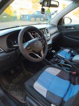 Hyundai TUCSON blue 1.7 CRDi Classic 2WD Classic - Hyundai TUCSON: 2.7
