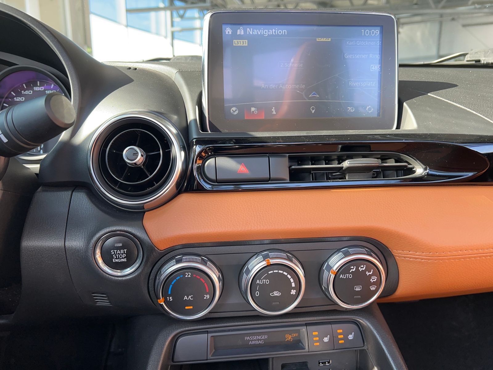Fahrzeugabbildung Fiat 124 Spider Lusso BOSE RFK KLIMA NAVI SHZ