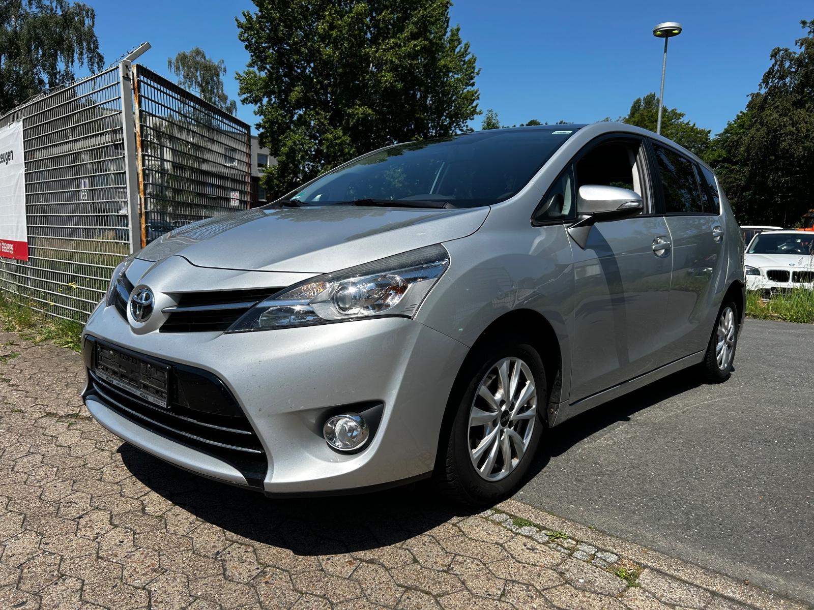 Toyota Verso SkyView Edition