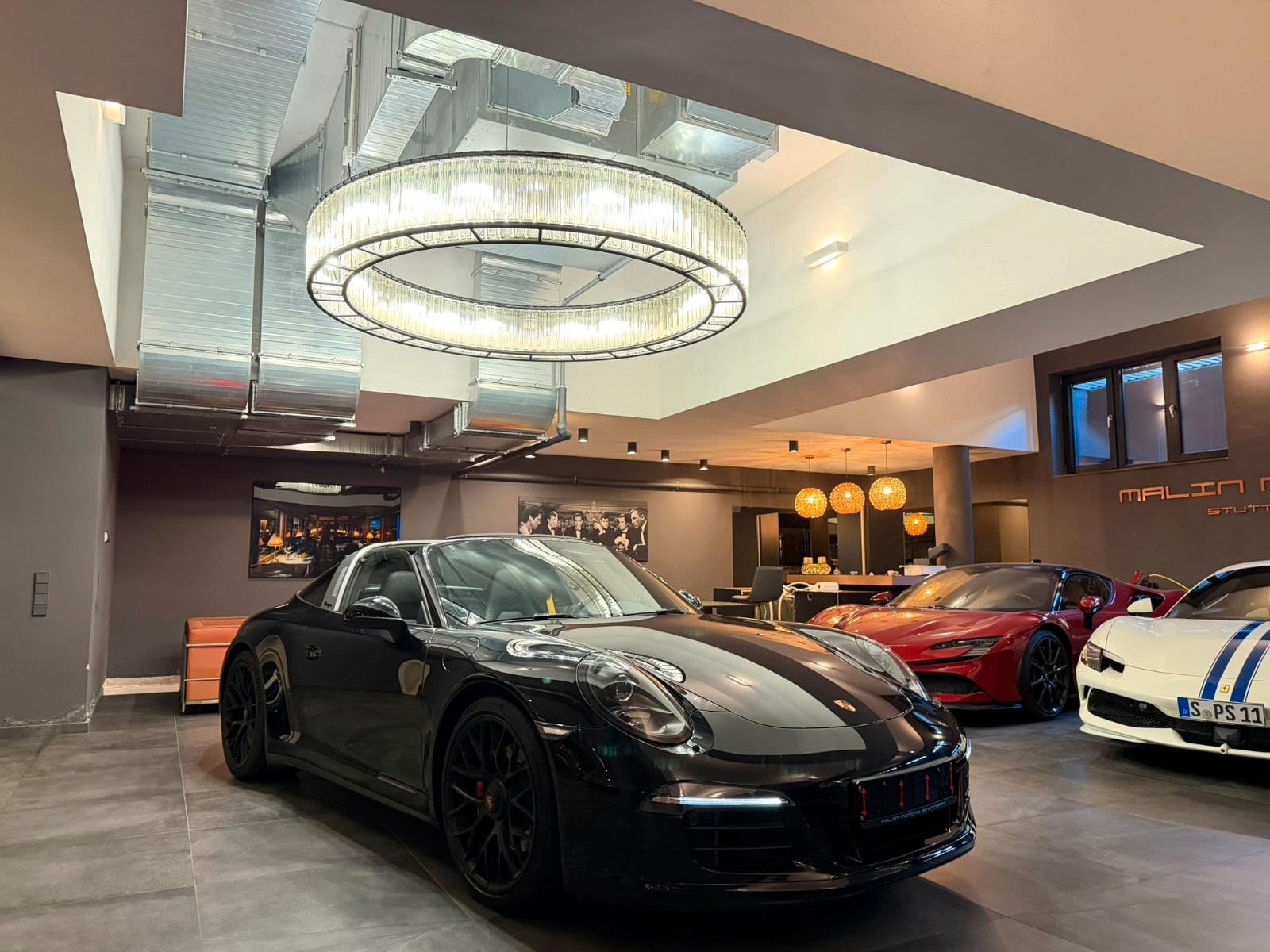 Porsche 991 911 TARGA GTS 4 PDK SAUGER/KAMERA/PDCC