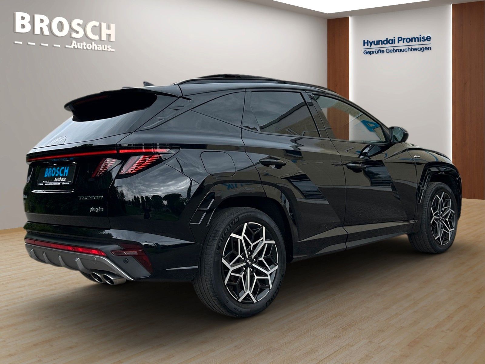 Fahrzeugabbildung Hyundai TUCSON PHEV 4WD N LINE PANO SITZ-P GARANTIE10/29