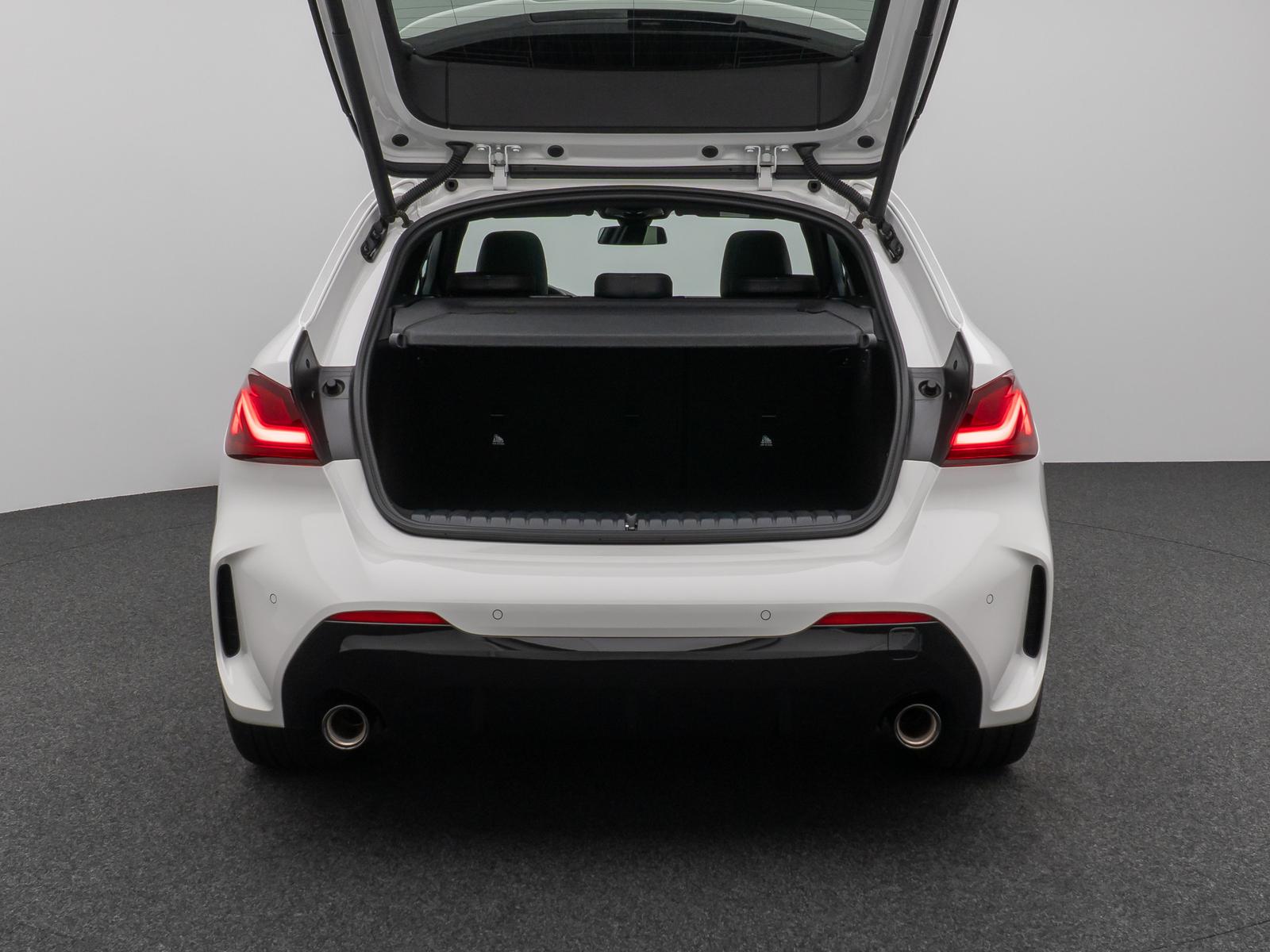 BMW 1 Series i M Sport Panoram Kamera DAB HiFi Komfort 19", миниатюра 13