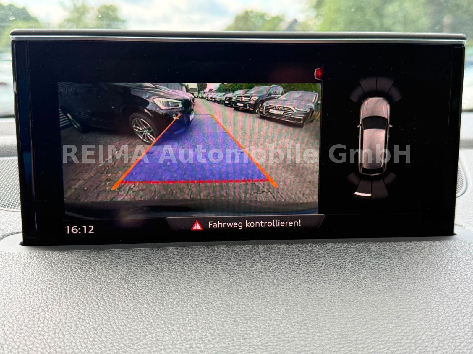 Fahrzeugabbildung Audi Q7 3.0 TDI quattro S-Line, 7 Sitzer, Pano