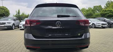 Volkswagen Passat Variant - 4