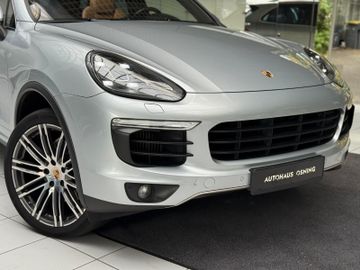 Porsche Cayenne - 5
