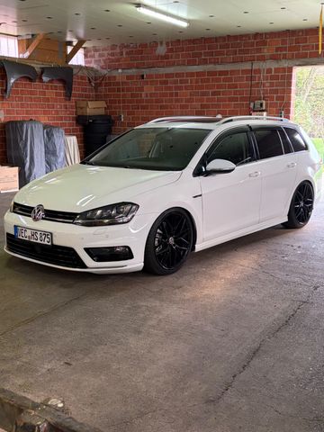 VW Golf