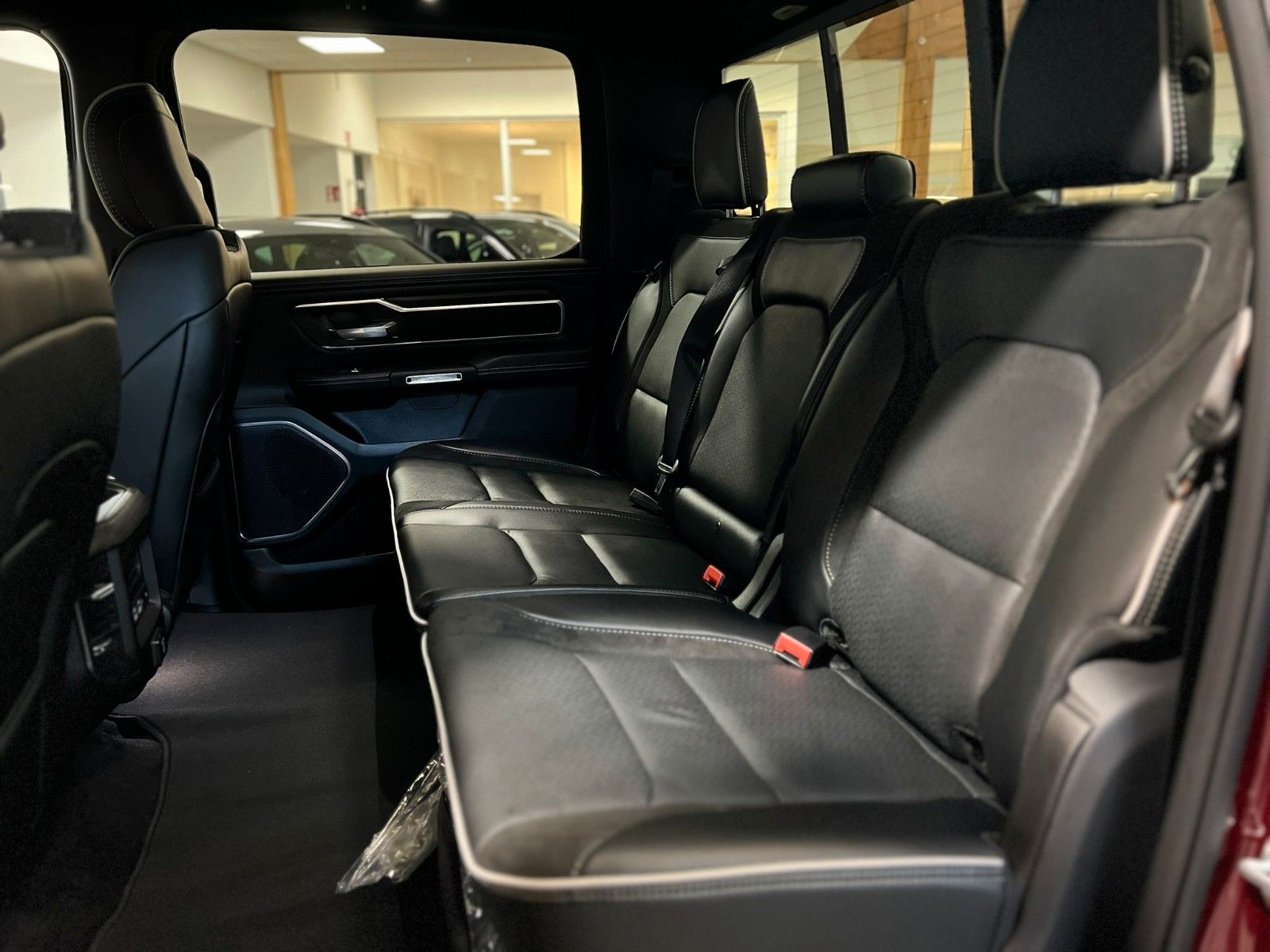 Fahrzeugabbildung Dodge RAM 1500 Laramie Sport Hurricane 4x4 MY25 LPG