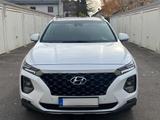 Hyundai SANTA FE 2.2 CRDi Style 4WD 8AT Style - gebrauchte Hyundai SANTA FE aus dem Jahr 2020