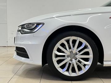 Audi A6 - 6