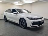 Volkswagen Passat Variant R-line Pano ACC STH - mit Diesel-Antrieb: Kombi, Automatik