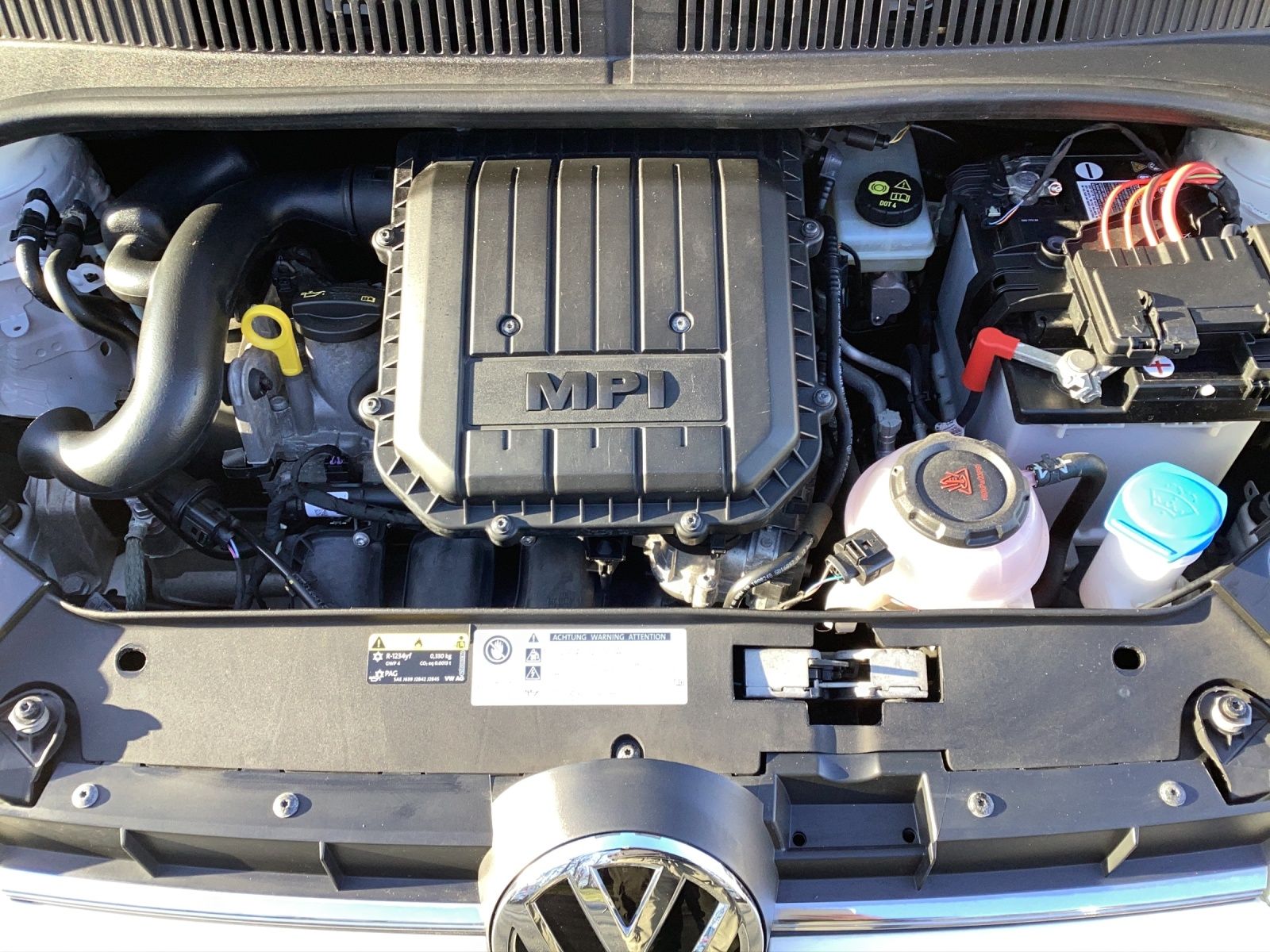 Fahrzeugabbildung Volkswagen up! move up! BMT/Start-Stopp KLIMA SHZ RADIO
