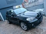 BMW X5 xDrive30d - BMW X5 aus 2011 mit Diesel-Antrieb