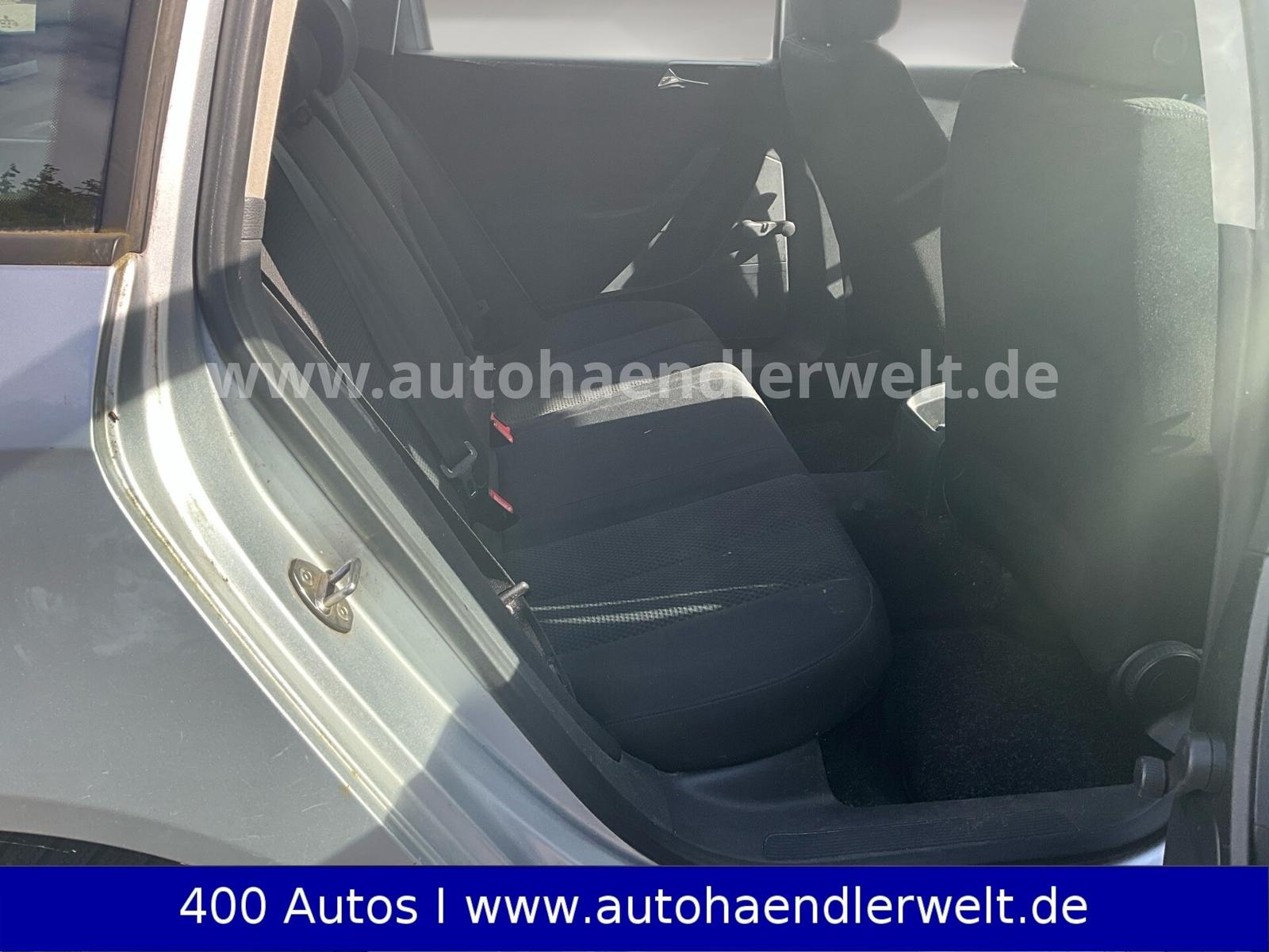 Volkswagen Passat 2005 — photo 12