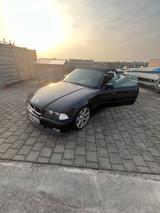 BMW E36 328i Cabrio - BMW 328 aus 1996: Cabrio